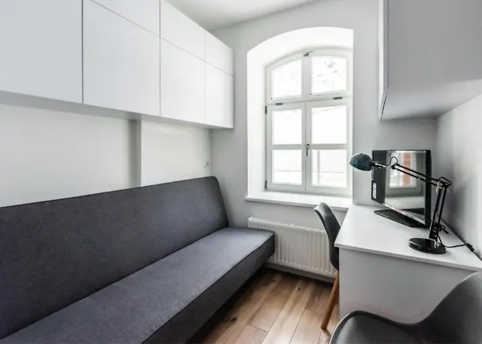 Apartment Tps Do Studzienki 65 *